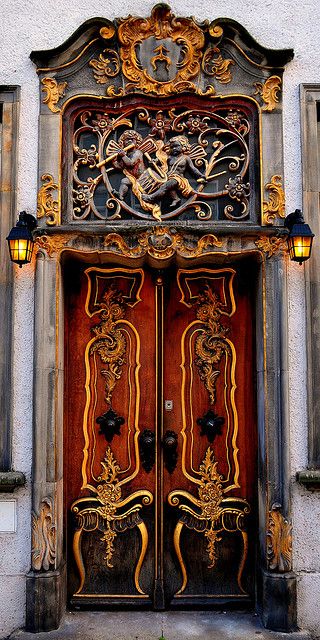 DECO : les plus belles portes du monde 19