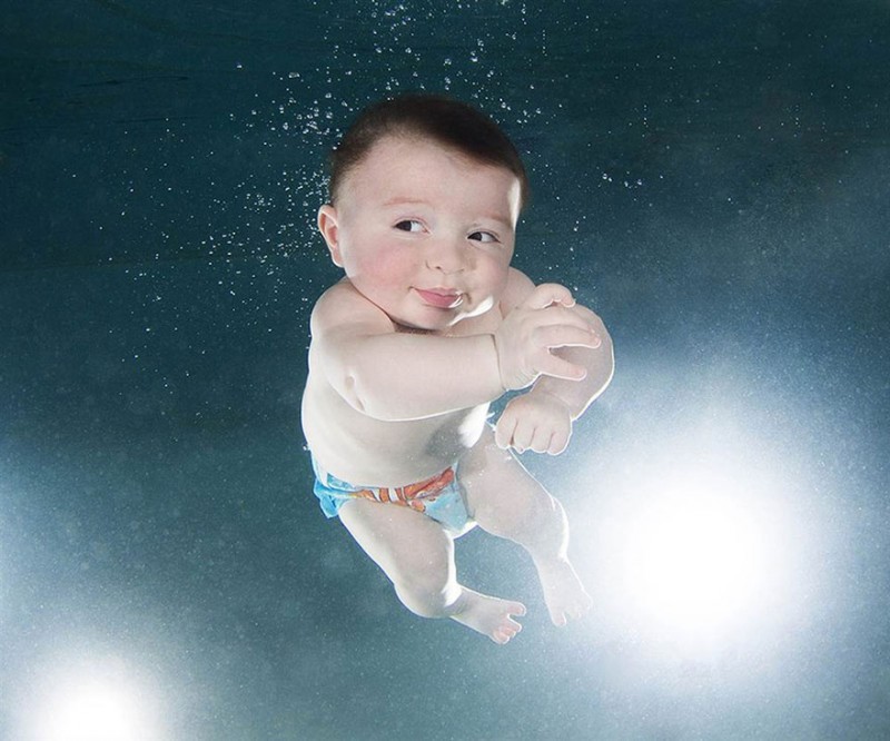 bebe sous l'eau 15