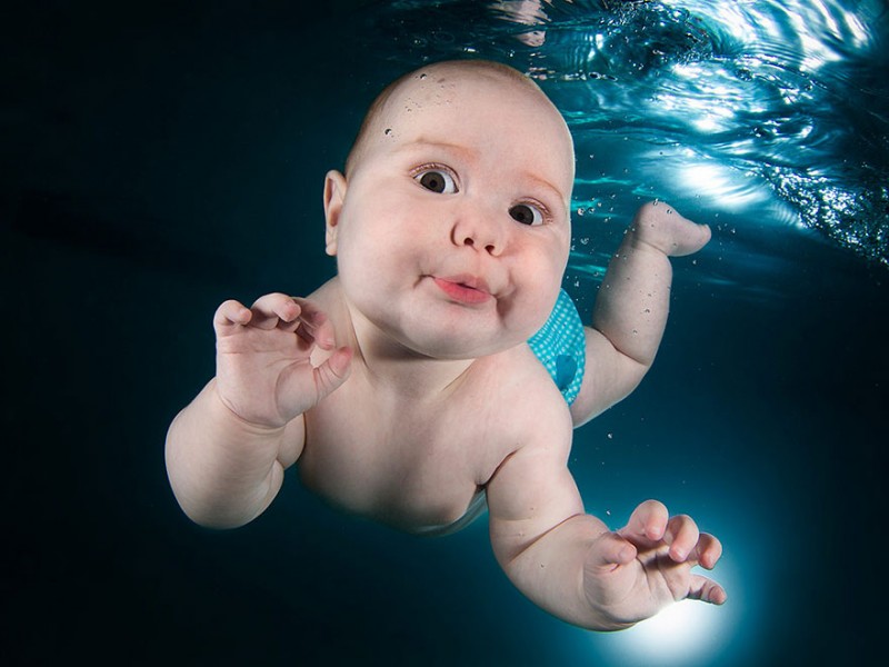 bebe sous l'eau 6